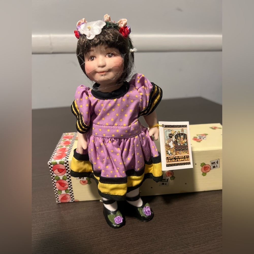 Mary Engelbreit The Good Company Rebecca  8” Porcelain Doll Vintage with tag - Picture 8 of 12